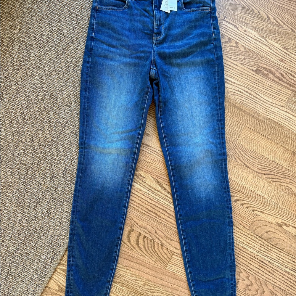 American Eagle Size 8 X-Long Hi-Rise Curvy Jeggings